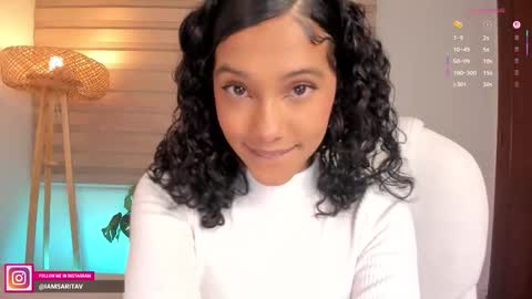 Sara Vanegas online show from October 15, 2025, 12:27 pm