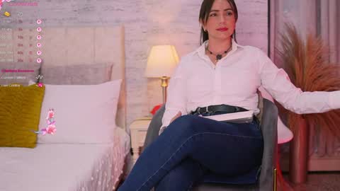 D A N A online show from May 11, 2026, 12:05 am