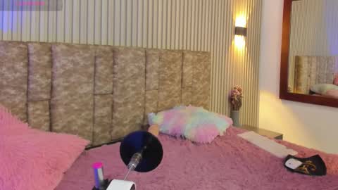 DIONNE online show from November 24, 2025, 11:10 am