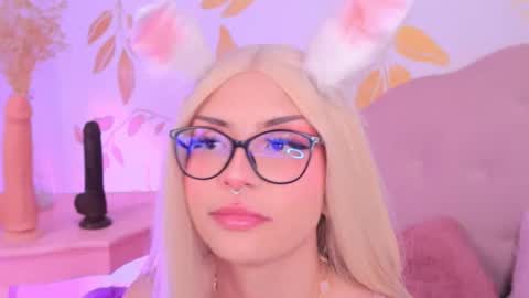 Snapshot of misselektra__ chatting on October 15, 2025, 5:07 am ELEKTRA online show from October 15, 2025, 5:07 am