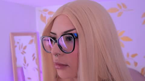 Snapshot of misselektra__ chatting on November 17, 2025, 3:56 am ELEKTRA online show from November 17, 2025, 3:56 am