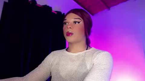 Snapshot of missfer_bigdick chatting on March 4, 2026, 3:01 am Fer online show from March 4, 2026, 3:01 am