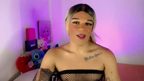 Snapshot of missfer_bigdick chatting on May 15, 2026, 11:23 pm Fer online show from May 15, 2026, 11:23 pm