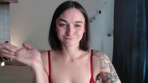 missfiti online show from December 3, 2025, 10:57 am