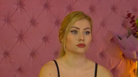 Snapshot of misshanight chatting on October 19, 2025, 4:02 am Misha online show from October 19, 2025, 4:02 am