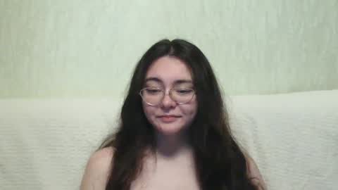 Snapshot of missis_mona chatting on January 9, 2025, 4:39 pm missis mona online show from January 9, 2025, 4:39 pm