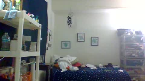 Snapshot of missjuicy1luv chatting on September 14, 2025, 4:11 am Missjuicy1luv online show from September 14, 2025, 4:11 am