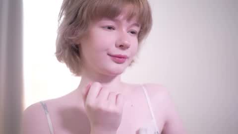  BONYA  online show from October 18, 2025, 7:31 am