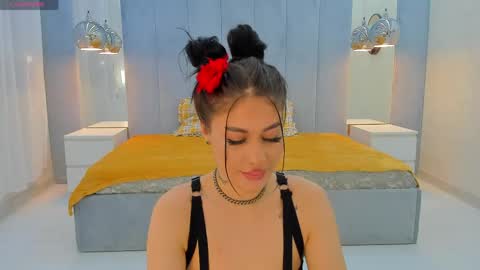 misskaayaa online show from May 19, 2026, 4:52 am