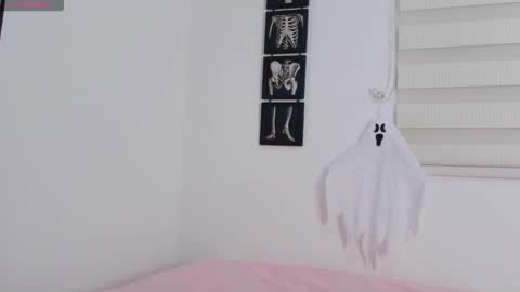 Snapshot of misskatiia chatting on October 30, 2025, 10:16 am misskatiia online show from October 30, 2025, 10:16 am