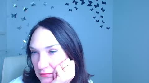 Christina online show from January 11, 2026, 12:21 pm