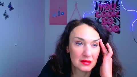 Snapshot of misskristyyy chatting on February 4, 2026, 12:22 pm Christina online show from February 4, 2026, 12:22 pm