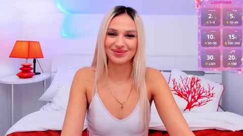 Snapshot of misslou_ chatting on January 21, 2025, 9:46 am Lou online show from January 21, 2025, 9:46 am