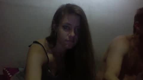 Snapshot of missmeandre chatting on December 12, 2024, 11:36 pm 4bdn couple online show from December 12, 2024, 11:36 pm