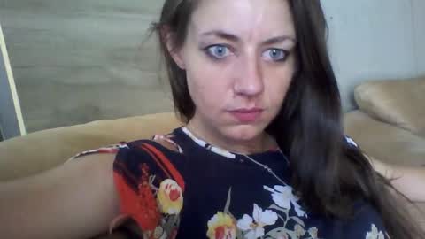 Snapshot of missmeandre chatting on January 28, 2025, 9:30 am 4bdn couple online show from January 28, 2025, 9:30 am