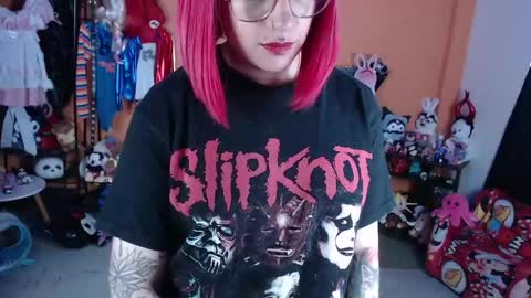 Snapshot of missmia2 chatting on April 23, 2026, 12:29 pm Miss Mia online show from April 23, 2026, 12:29 pm
