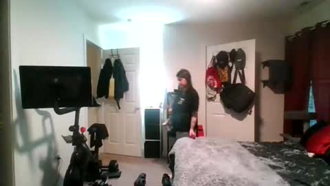 MissMona online show from April 14, 2026, 11:22 pm