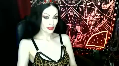 MissMoonDoll online show from December 8, 2024, 4:35 am