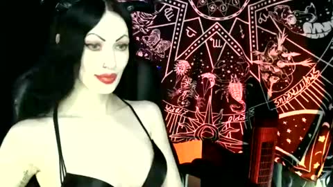 MissMoonDoll online show from February 6, 2026, 5:56 am