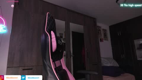 MissMoon online show from March 28, 2026, 6:07 pm