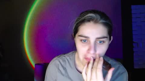 missbikex online show from February 26, 2026, 3:55 pm