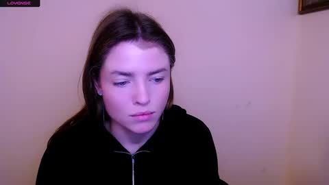 Olivia online show from January 30, 2025, 12:37 pm