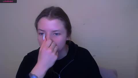 Olivia online show from February 28, 2025, 7:58 am