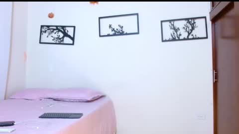 Tell me Pandora online show from February 13, 2025, 9:49 pm