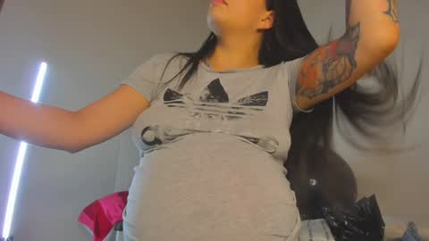 misspaulag online show from February 7, 2025, 1:47 am