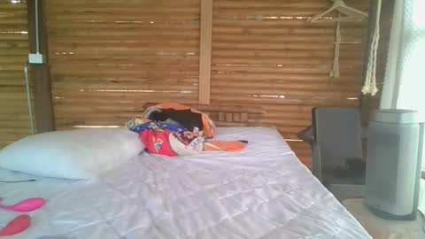 sarah online show from January 26, 2025, 1:36 pm