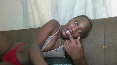 pretty gal online show from September 29, 2025, 6:29 am