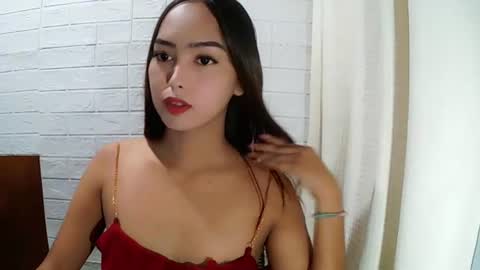 missrianmwua online show from June 17, 2026, 5:10 am
