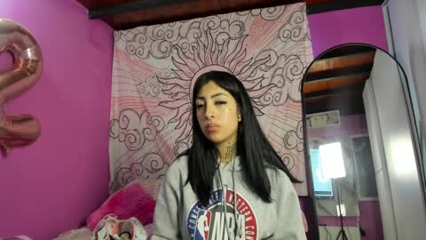 Snapshot of missstarmoon chatting on September 17, 2025, 7:59 pm missstarmoon online show from September 17, 2025, 7:59 pm