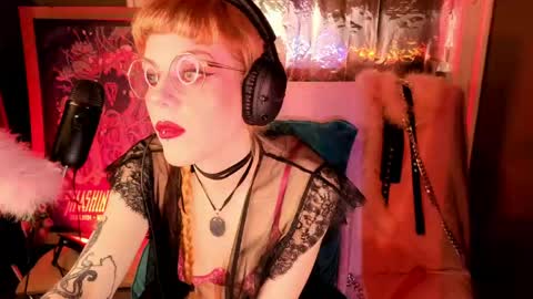 Tacodeluxe online show from April 18, 2026, 2:37 am