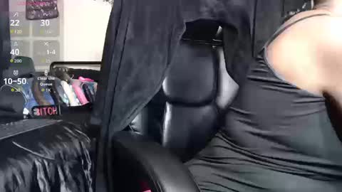 Snapshot of misstajaa chatting on October 16, 2025, 1:34 pm MissTajaa online show from October 16, 2025, 1:34 pm