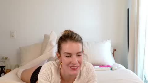 Snapshot of misstheacamille chatting on January 3, 2025, 7:50 pm MissThea online show from January 3, 2025, 7:50 pm