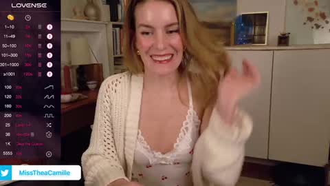 Snapshot of misstheacamille chatting on January 14, 2025, 3:32 am MissThea online show from January 14, 2025, 3:32 am