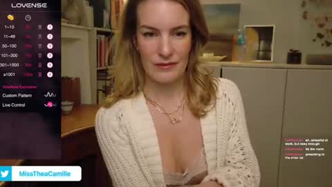 Snapshot of misstheacamille chatting on January 28, 2025, 1:29 am MissThea online show from January 28, 2025, 1:29 am