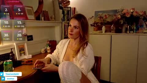 MissThea online show from November 24, 2025, 2:22 am