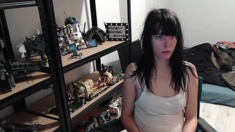 missthon online show from February 2, 2025, 11:51 am