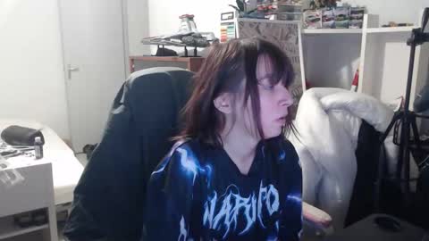 missthon online show from February 18, 2026, 12:56 pm