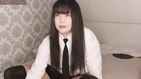 Snapshot of missvalday chatting on November 17, 2025, 5:35 am Val online show from November 17, 2025, 5:35 am