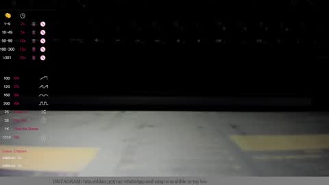 missvalery1 online show from January 7, 2025, 11:35 pm