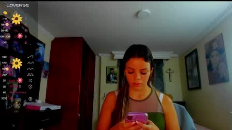 missvalery1 online show from May 28, 2026, 10:40 pm