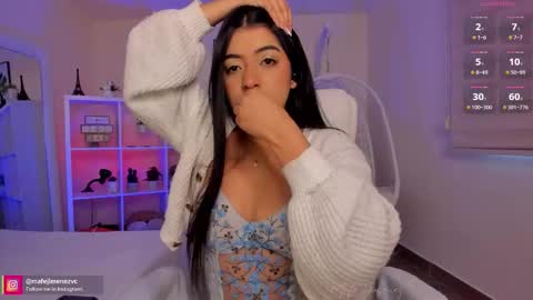 Mafe Jimenez online show from November 28, 2025, 1:14 pm