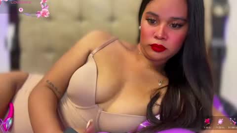 Miss. Thalia online show from July 17, 2026, 1:23 am