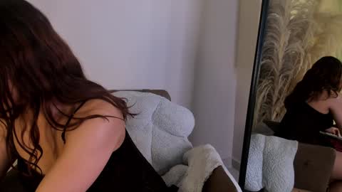 Snapshot of missy_davis chatting on January 30, 2025, 11:45 pm Miss online show from January 30, 2025, 11:45 pm