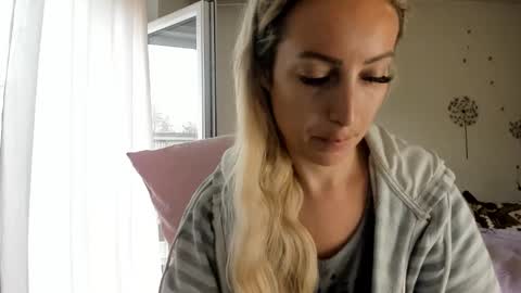 Snapshot of missy_matrix chatting on October 30, 2025, 9:33 am Missy matrix online show from October 30, 2025, 9:33 am