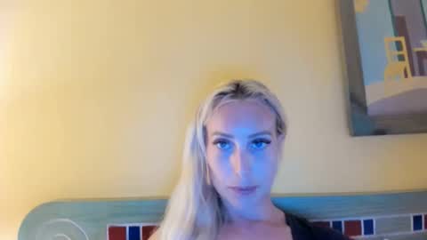 Snapshot of missy_matrix chatting on November 22, 2025, 5:01 pm Missy matrix online show from November 22, 2025, 5:01 pm