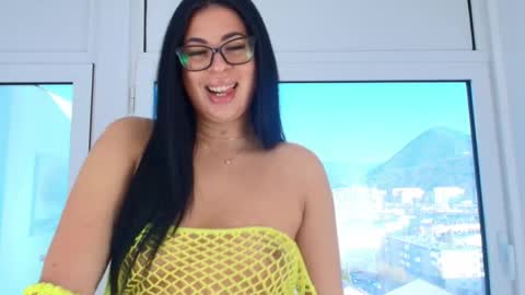 missyscarlet online show from April 15, 2026, 5:03 am